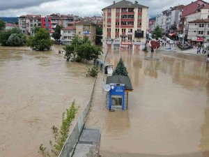 Bartın’da Sel Suları Çekilmeye Başladı, Kent Dron İle Havadan Görüntülendi
