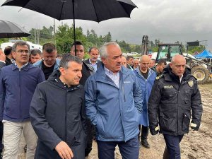 Düzce’de İncelemelerde Bulunan Bakan Yardımcısı Ersoy: "Kepçeye Ulaşıldı"