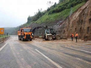 Bolu Dağı Tüneli İ̇stanbul Yönü 13 Saat Sonra Ulaşıma Açıldı