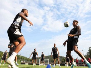Beşiktaş, Yeni Sezon Hazırlıklarını Sürdürdü