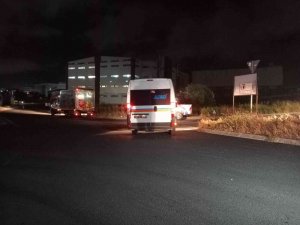 Esenyurt’ta Korku Dolu Anlar: Kimyasal Madde Dolu Tank Devrildi