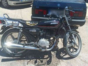 Uyuşturucu Hap Ve Çalıntı Motosikletle Yakalandı