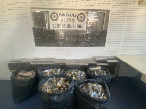Çanakkale’de Duvar Kıran Hırsızlar 300 Bin Liralık Tütün Çaldı