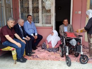 Mhp Milletvekili Özyavuz’dan Engelli Kadına Hediye