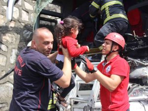 Tem’de Büyük Kaza, 11 Araç Birbirine Girdi