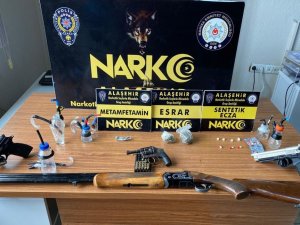 Manisa’da Uyuşturucu Operasyonu: 9 Gözaltı