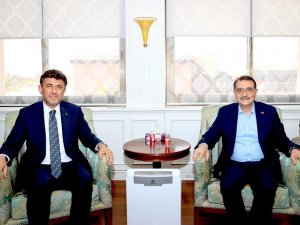 İ̇l Başkanı Zihni Çalışkan’dan Bakan Dönmez’e Ziyaret