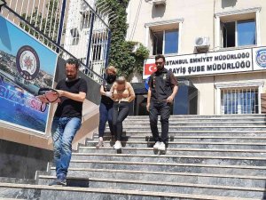 Kartal’da 67 Suç Kaydı Olan Kadın, Evden Çaldığı 8 Bin 665 Lira İle Yakalandı
