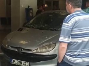 Bahçelievler’de Otomobil Bankaya Daldı