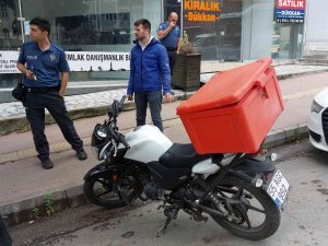 Samsun’da Motosiklet Yayaya Çarptı: 2 Yaralı