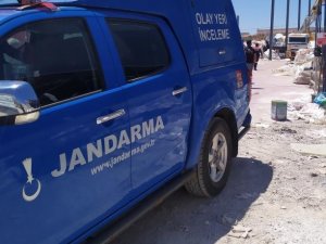 Merdivenden Düşen İnşaat İşçi Öldü