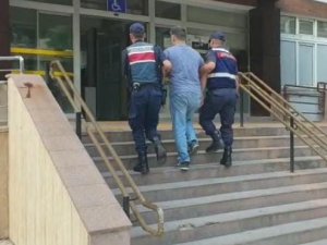 İ̇zmir’de Jandarmadan Terör Operasyonu: 5 Şüpheli Yakalandı