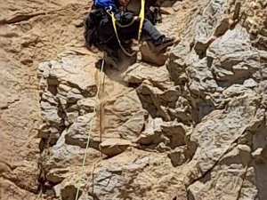 Kayalıklarda Mahsur Kalan Keçi 4 Gün Sonra Kurtarıldı