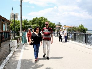 Hırvat Şair Türkiye İle İlgili Çalışmasını Gölyazı’da Tamamladı