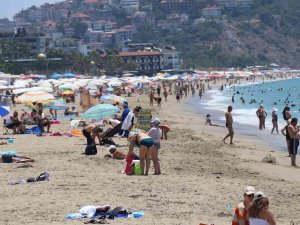 Alanya’da Turizm İşletmeleri Temmuzda Yüzde 90 Doluluğa Ulaştı