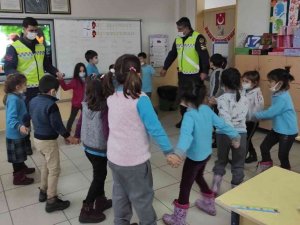 Proje İle Öğrencilerin Jandarma’ya Bakış Açısı Değişti