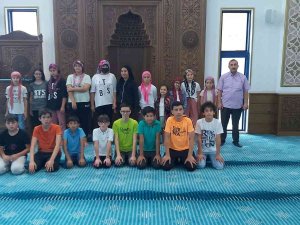 Manyas’ta Camiler Çocuk Sesleriyle Şenlendi