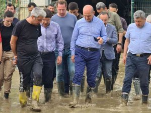 Bakan Soylu, Bartın’da Selin Ardından Temizlik Çalışmalarını İnceledi