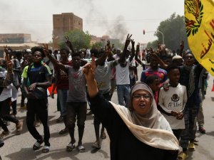 Sudan’da Askeri Yönetim Karşıtı Gösterilerde 6 Kişi Öldü