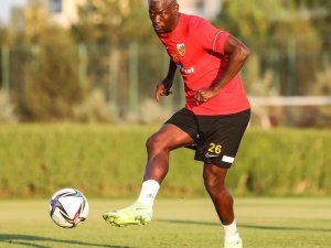 Mame Thiam’ın Bonservis Ücreti Belli Oldu