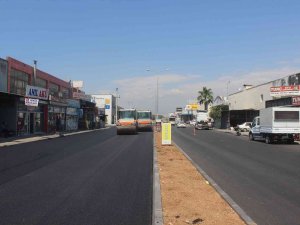 Mersin’de Yol Yapım Çalışmaları Sürüyor