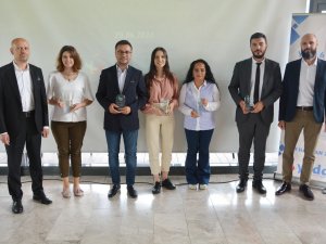 Yeşil Kuşak Ve Sarı Kuşak Sahipleri Ödüllerini Aldı