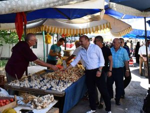 Başkan Oral, Pazar Esnafıyla Buluştu