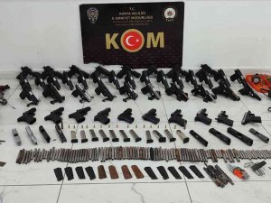 Konya’da ’Tümör’ Operasyonu: 7 Gözaltı