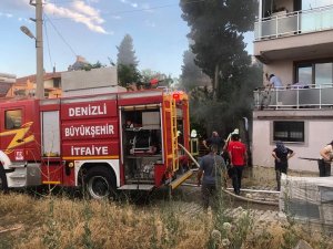 Vatandaşın Hortumla Müdahalesi Apartmanı Yanmaktan Kurtardı