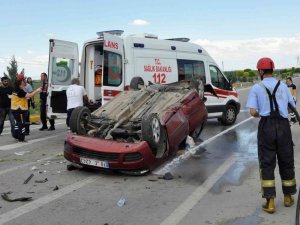 Kazada Ağır Yaralanan Kadın Kurtarılamadı