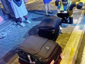 Tayland’da Bavullarında 109 Adet Canlı Hayvan Taşıyan 2 Kadın Tutuklandı