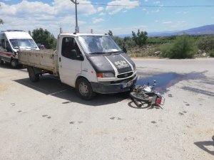 Alaşehir’de Motosiklet İle Kamyonet Çarpıştı: 1 Ölü