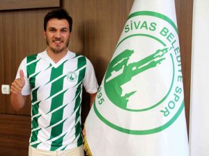 Sivas Belediyespor Emre Bayram’ı Kadrosuna Kattı
