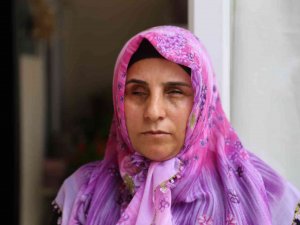 26 Yıldır Gözleri Görmeyen Songül Özmen, Azmiyle Engellilere Örnek Oluyor