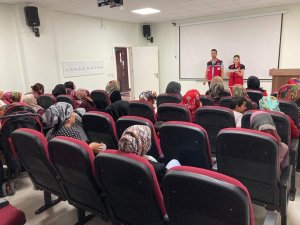 Kadın Gelişim Merkezi’nde Koruyucu Aile Günü Kutlandı