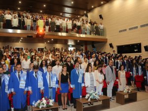 Akdeniz Üniversitesi Diş Hekimliği Fakültesi’nde 10. Yıl Gururu