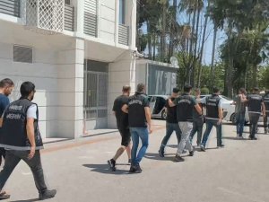 Mersin’de Uyuşturucu Operasyonu; 10 ’Torbacı’ Yakalandı