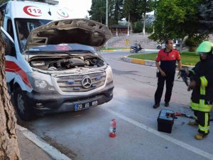Hasta Nakli Gerçekleştiren Ambulans Alev Aldı
