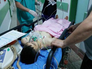 Bıçaklı Saldırıya Uğrayan Genç Ağır Yaralandı