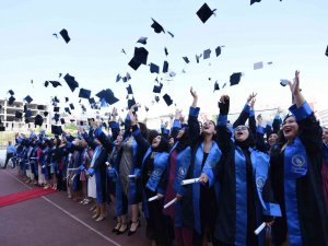 Sağlıkçılar Mesleğe Hazır