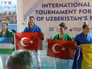 Büyükşehir’in Sporcusundan Gururlandıran Şampiyonluk