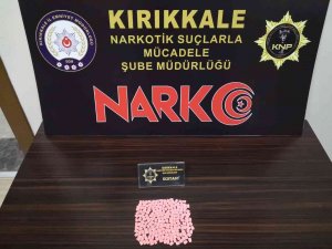 Aracında Uyuşturucu Madde Ele Geçirilen Şahıs Tutuklandı
