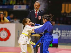 Uluslararası Judo Turnuvası’nda 15 Ülkeden Bin 162 Sporcu Ter Döküyor