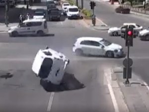 Devri Yeni Alınan Aracın İlk Kazası Kamerada