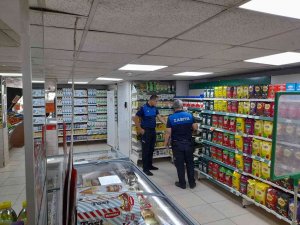 Salihli’de Zabıta Ekipleri Bayram Öncesi Stok Denetimi Yaptı
