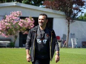 Okan Buruk: "Taraftarların Tribüne Koşarak Gelecekleri Bir Kadro Oluşturmaya Çalışıyoruz"