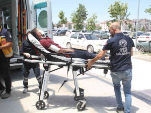 Ziyarete Gittiği İş Yerinde Kazayla Vuruldu