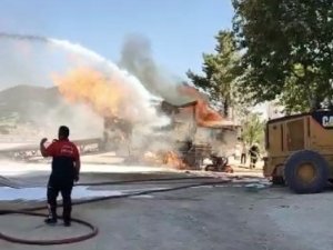 Isparta’da İş Makinesi Doğalgaz Borusunu Patlattı: 3 Yaralı