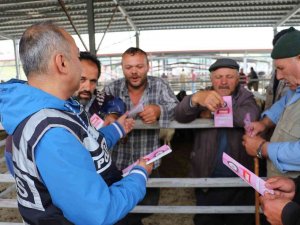 Polisten Kurban Pazarlarında Sahte Para Uyarısı