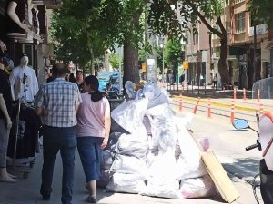 Şehrin Göbeğinde Moloz Yığını